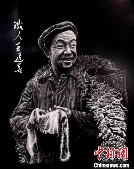 “90后”在酒泉：鍥而不舍，鐵筆生花，他只拿作品說(shuō)話