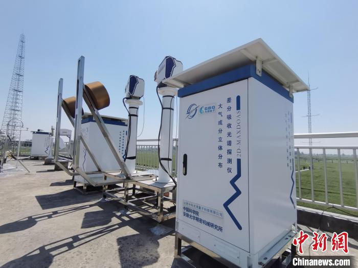 壽縣國(guó)家氣候觀象臺(tái)內(nèi)各種觀測(cè)設(shè)備?！侨?攝