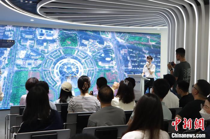 數(shù)字地球技術(shù)應(yīng)用講解。　中科星圖供圖