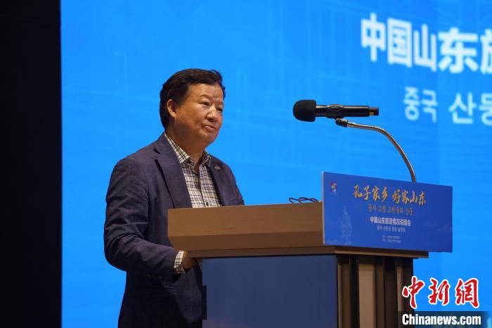 韓國一般旅游業(yè)協(xié)會副會長白承弻致辭。　劉旭 攝