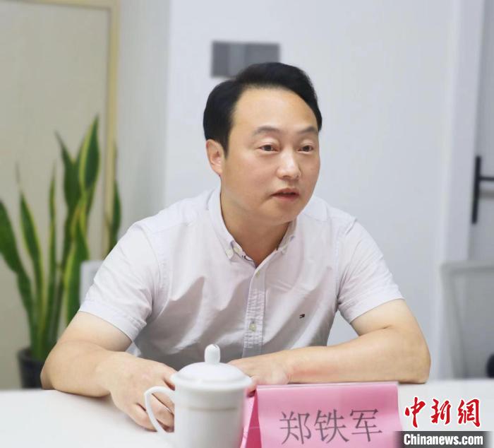 寧德市臺(tái)港澳辦主任鄭鐵軍講話?！窃式?攝