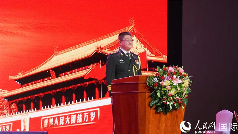 圖為中國駐老撾大使館國防武官李兵大校致辭。人民網(wǎng)記者 孫廣勇攝