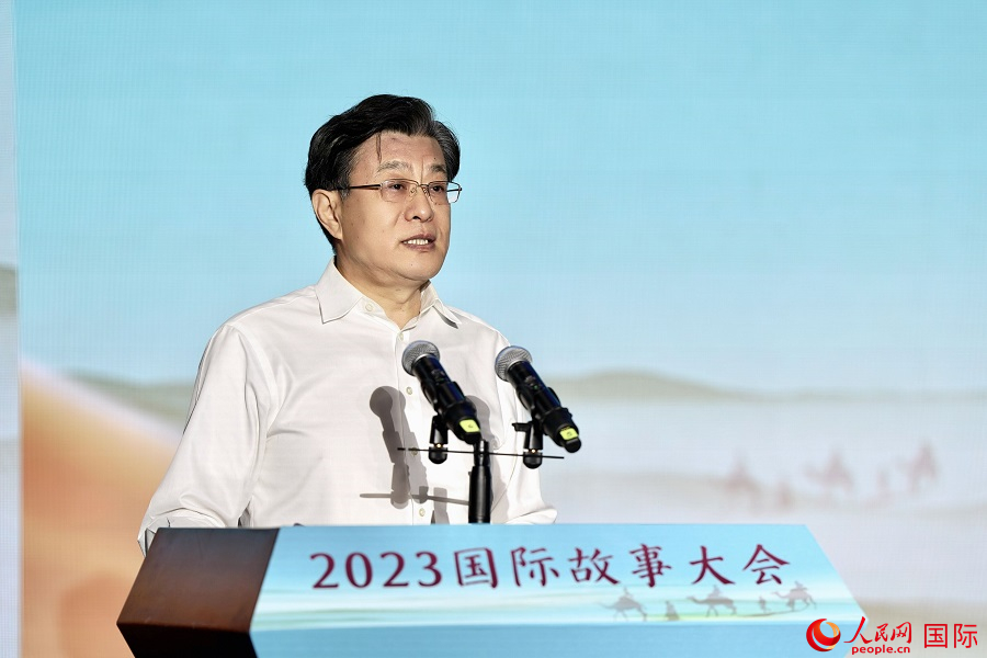 中國人民對外友好協(xié)會副會長李?？罗o。人民網(wǎng) 盧鵬宇攝