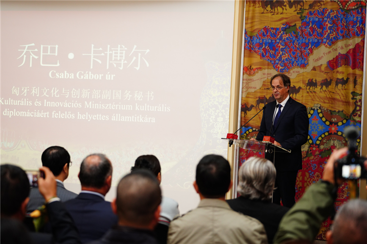 匈牙利文化與創(chuàng)新部副國務(wù)秘書喬巴·卡博爾。布達(dá)佩斯中國文化中心供圖