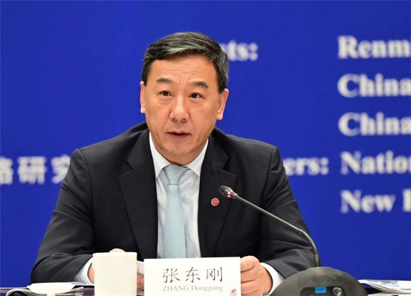 中國人民大學(xué)黨委書記、國家發(fā)展與戰(zhàn)略研究院理事長張東剛作論壇開幕致辭。主辦方供圖