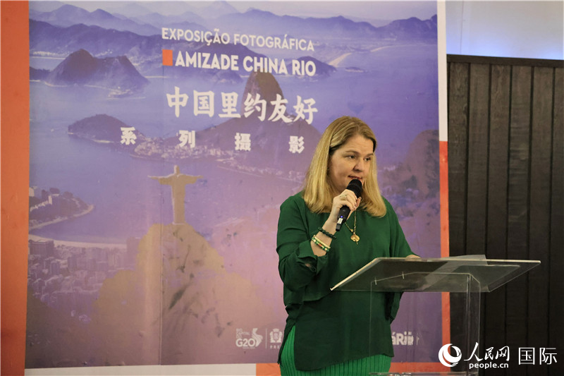 巴西中國創(chuàng)新經(jīng)濟研究院主席克勞迪婭·亞努齊在活動中致辭。人民網(wǎng)記者 時元皓攝