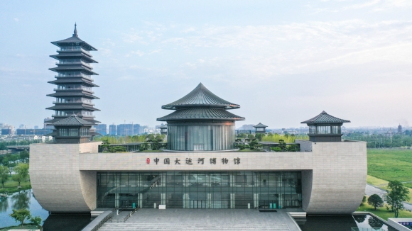  運河畔的揚州中國大運河博物館。 齊立廣攝