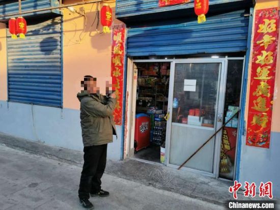 圖為犯罪嫌疑人指認(rèn)現(xiàn)場(chǎng)?！∏嗪Ｊ」矎d森林警察總隊(duì)刑偵治安支隊(duì)供圖