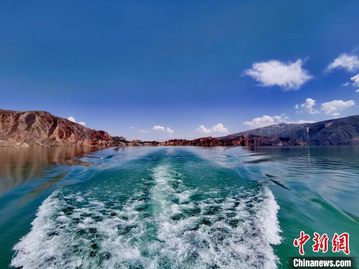 黃河源頭青海實(shí)施水土流失綜合治理、強(qiáng)化水域岸線管理