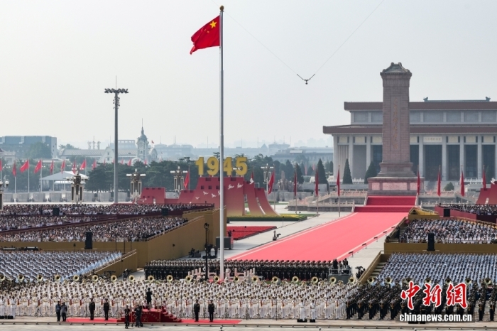 9月3日，紀(jì)念中國人民抗日戰(zhàn)爭暨世界反法西斯戰(zhàn)爭勝利80周年大會在北京天安門廣場隆重舉行。<a target='_blank' href='/'><p  align=