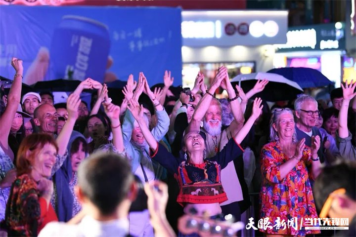 貴陽路邊音樂節(jié)。圖片來源于南明區(qū)融媒體中心