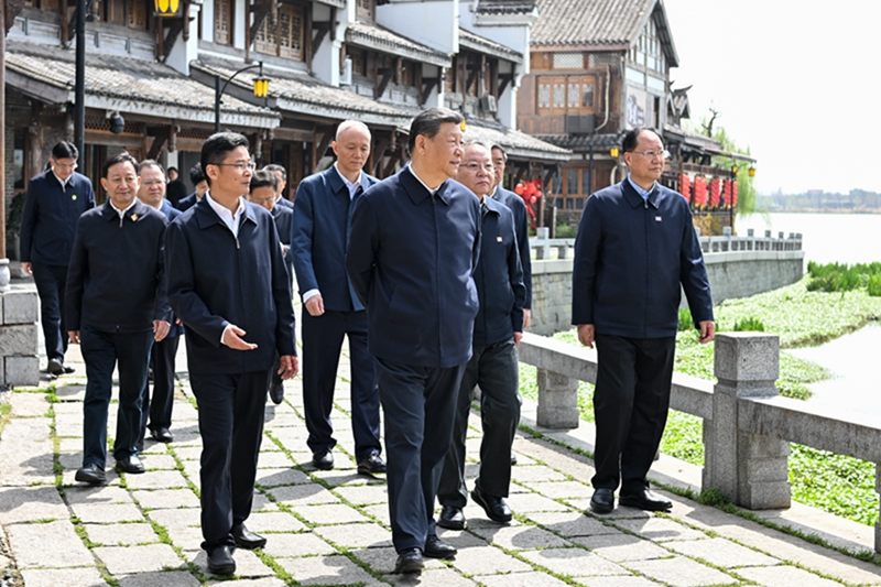2024年3月19日，習(xí)近平總書記在湖南常德河街考察。