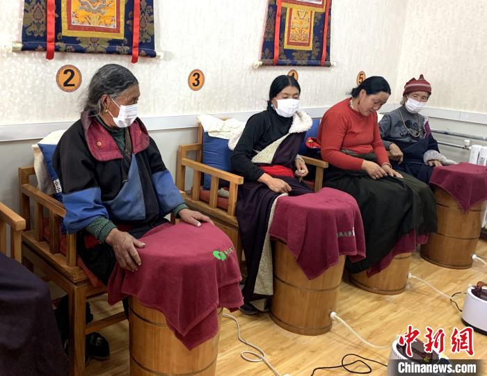 青海藏鄉(xiāng)醫(yī)改見聞：公共衛(wèi)生分片區(qū)，濱?！巴庠眰鲙蛶?/></a></div>
                        <div   id=