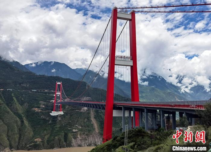 瀘定大渡河大橋。　劉忠俊 攝