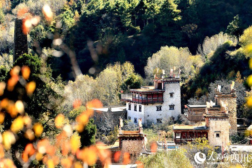 丹巴美景。李永安攝