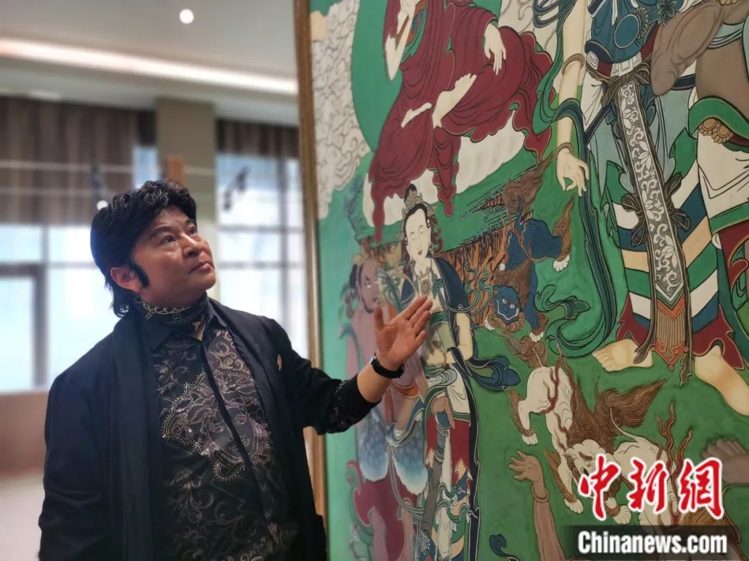 國(guó)家一級(jí)美術(shù)師劉觖。張?zhí)砀?攝