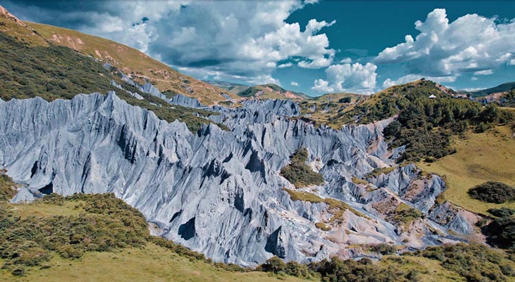 道孚縣墨石公園。甘孜州文旅局供圖