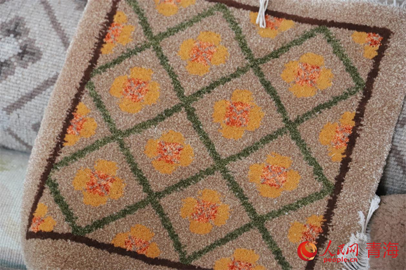 改良后的小坐墊。人民網(wǎng) 況玉攝