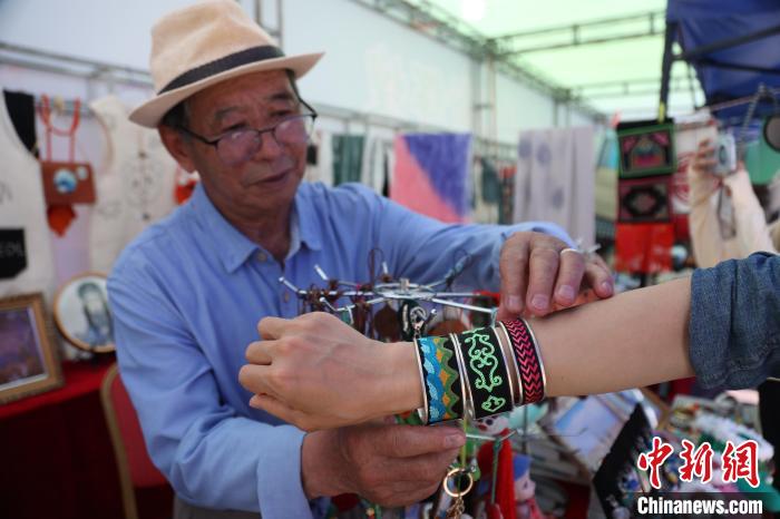 青海格爾木：保護挖掘、活態(tài)傳承45項非遺