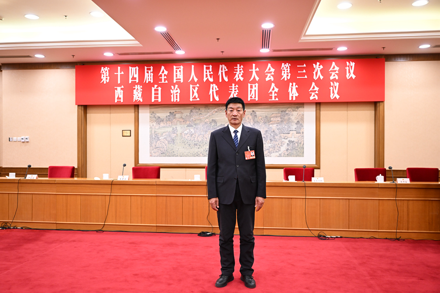 全國(guó)人大代表、國(guó)網(wǎng)拉薩供電公司城區(qū)供電服務(wù)中心帶電作業(yè)保電班副班長(zhǎng)扎西尼瑪。次吉美朵攝